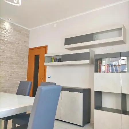 Dimora Le Surfinie 아파트 페스카라